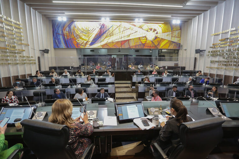 Reforman Ley Orgánica del Poder Legislativo y aprueban convocatoria al Parlamento Juvenil 2022