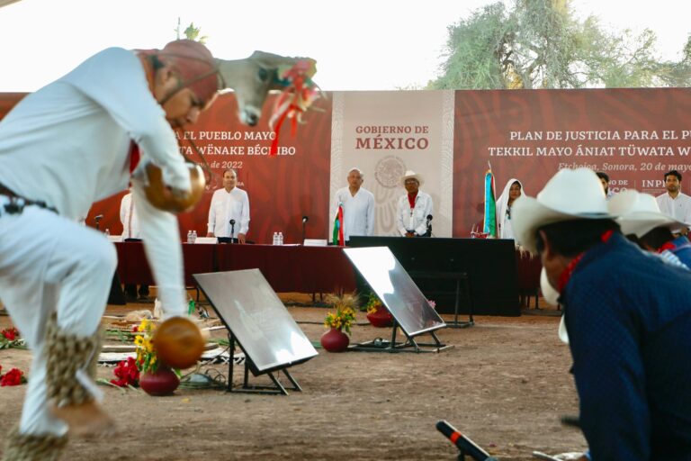 Presidente presenta Plan de justicia para el pueblo mayo en Etchojoa, Sonora