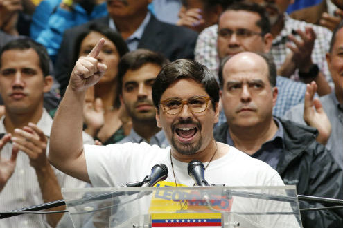 Tras plebiscito, oposición venezolana convoca a huelga de 24 horas