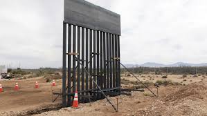 Presidente rechaza construcción de muros fronterizos para contener migración; fenómeno requiere atender causas, afirma