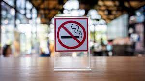 Prohibido fumar en estos lugares públicos en México a partir del 15 de enero: no más cigarros en restaurantes, ni siquiera en terrazas